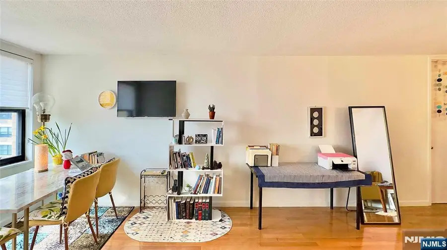 7000 JFK Blvd E 25A, Guttenberg, NJ 07093 - #3