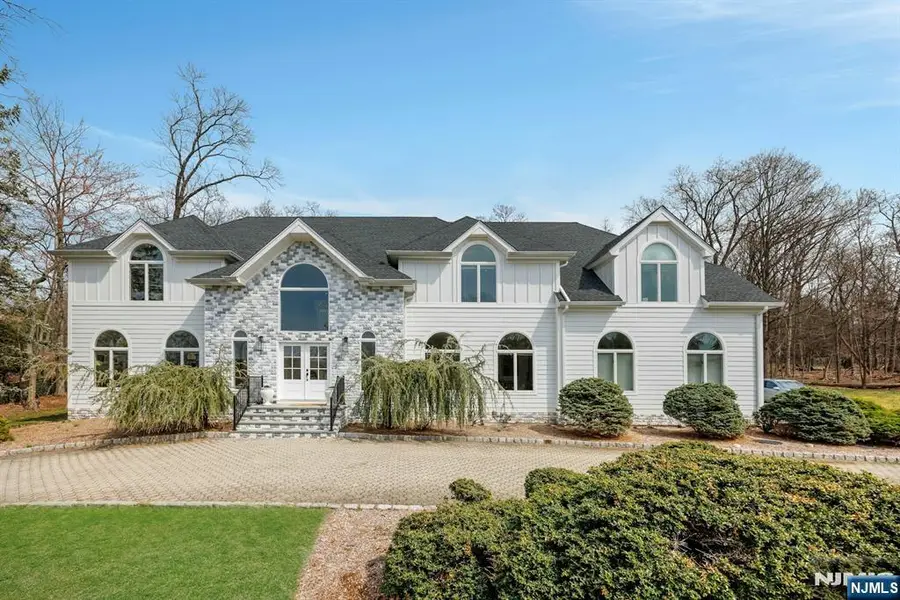 718 High Woods Drive, Franklin Lakes, NJ 07417 - #2