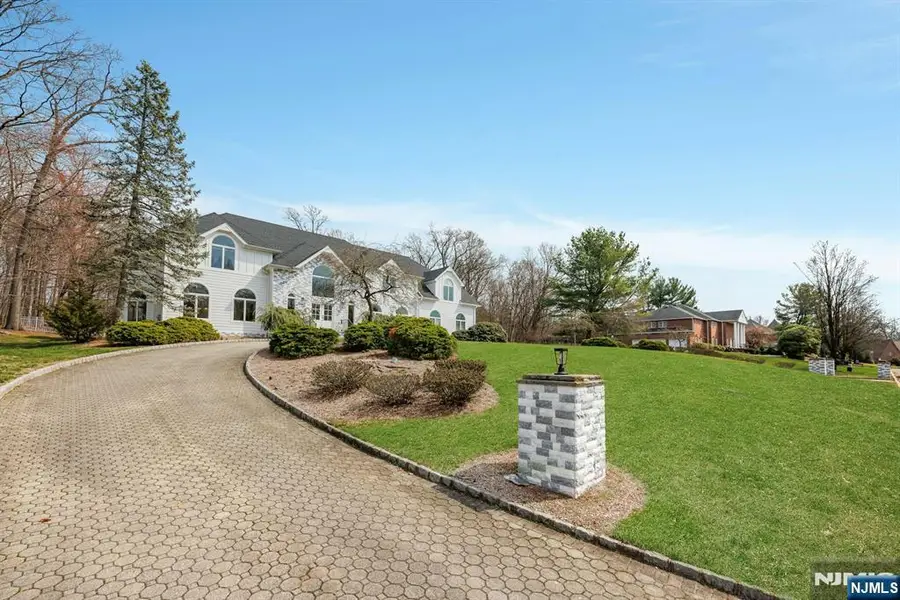718 High Woods Drive, Franklin Lakes, NJ 07417 - #3