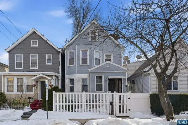 10 Maple Street, Garfield, NJ 07026