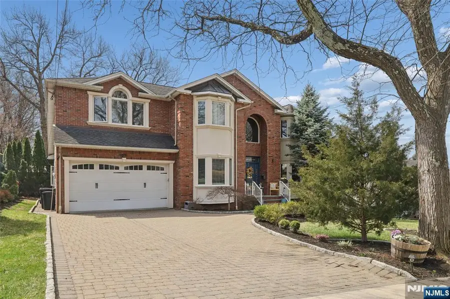 50 Hemlock Drive, Paramus, NJ 07652 - #2