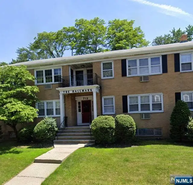 712 Cedar Lane 2, Teaneck, NJ 07666 - #1