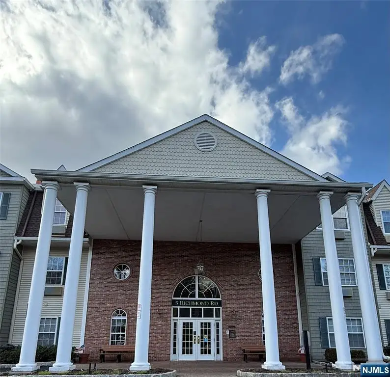 5301 Richmond Road, West Milford, NJ 07480 - #1