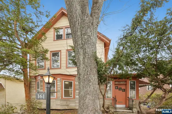 161 Chestnut Street, Leonia, NJ 07605