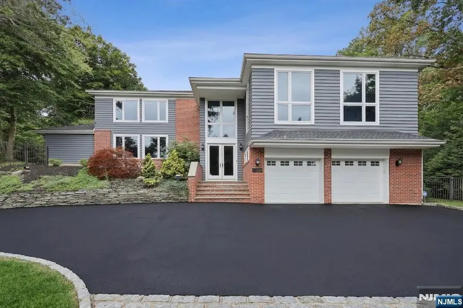 1414 Whipporwill Way, Mountainside, NJ 07092 - #3