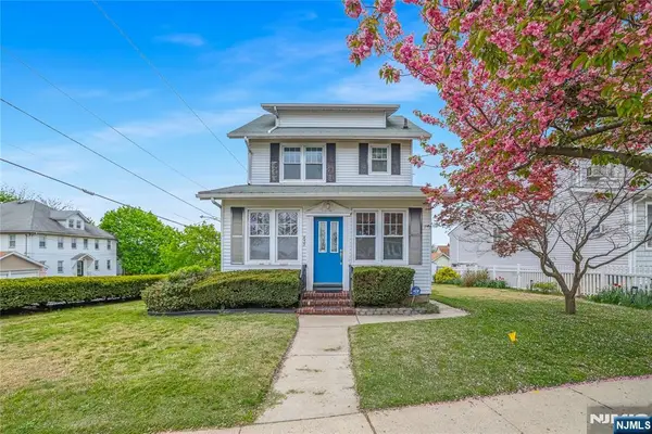 455 Stuyvesant Avenue, Lyndhurst, NJ 07071