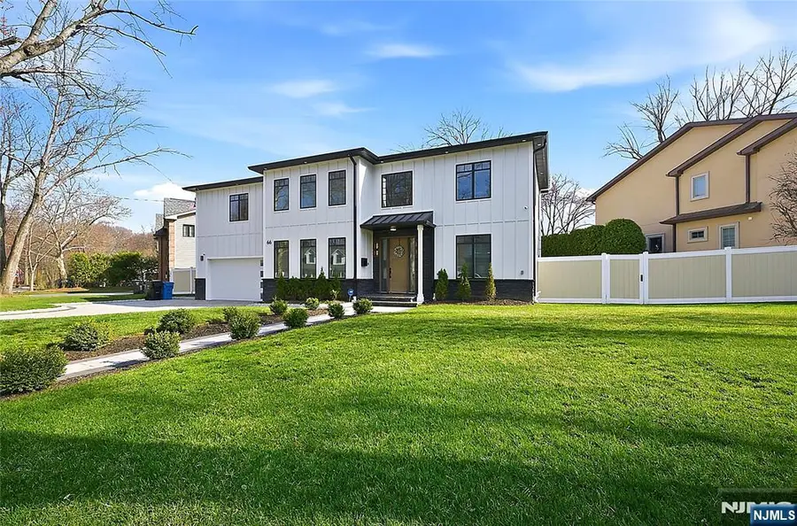 66 Knollwood Drive, Paramus, NJ 07652 - #3