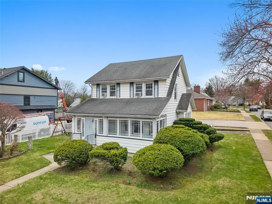 389 Colfax Avenue, Clifton, NJ 07013 - #2