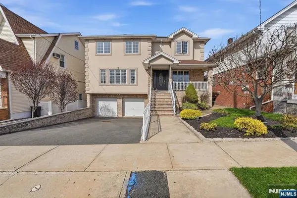 16 Arlington Boulevard, North Arlington, NJ 07031