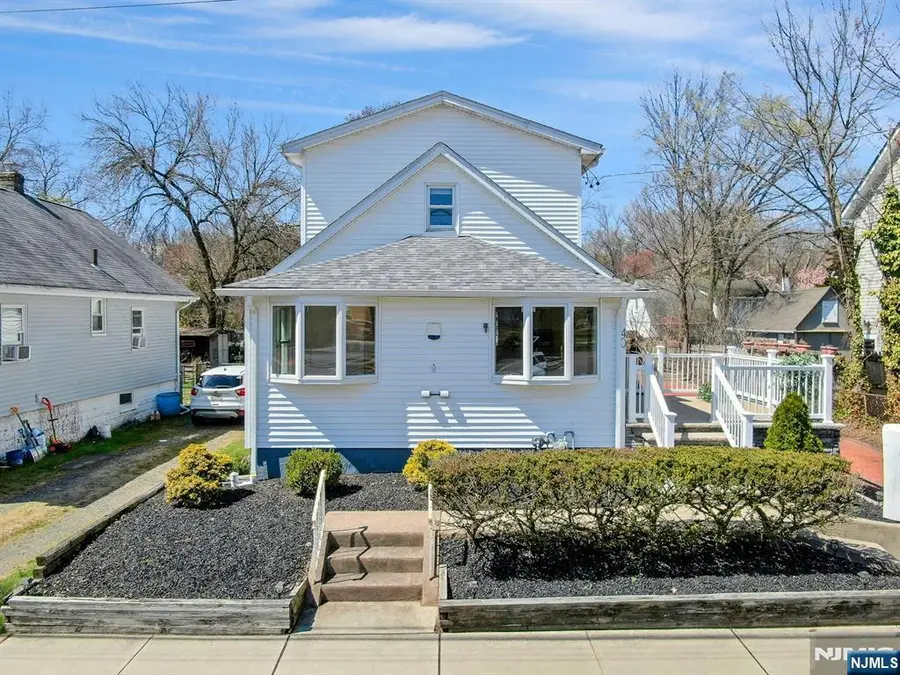 40 3rd Avenue, Westwood, NJ 07675 - #2