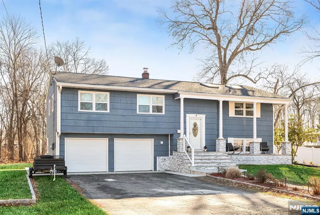 4 Lynn Court, Lincoln Park, NJ 07035 - #1