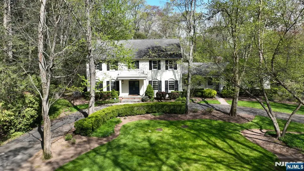 43 Twin Brooks Road, Saddle River, NJ 07458 - #1