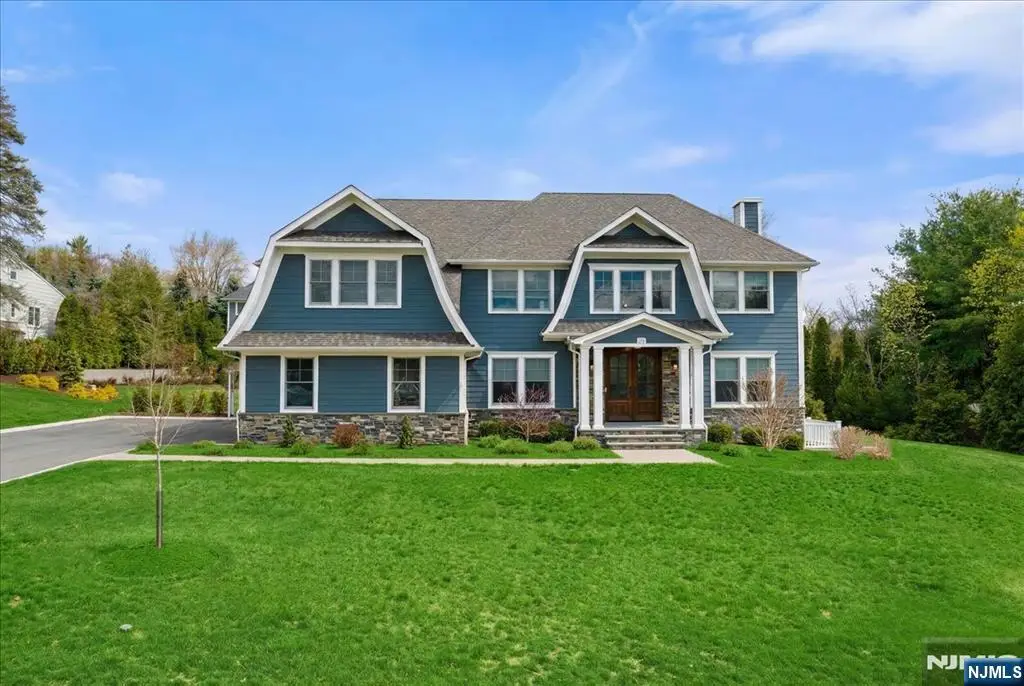 20 Ravine Avenue, Wyckoff, NJ 07481 - #1