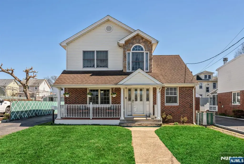 28 William Street, Rochelle Park, NJ 07662 - #1