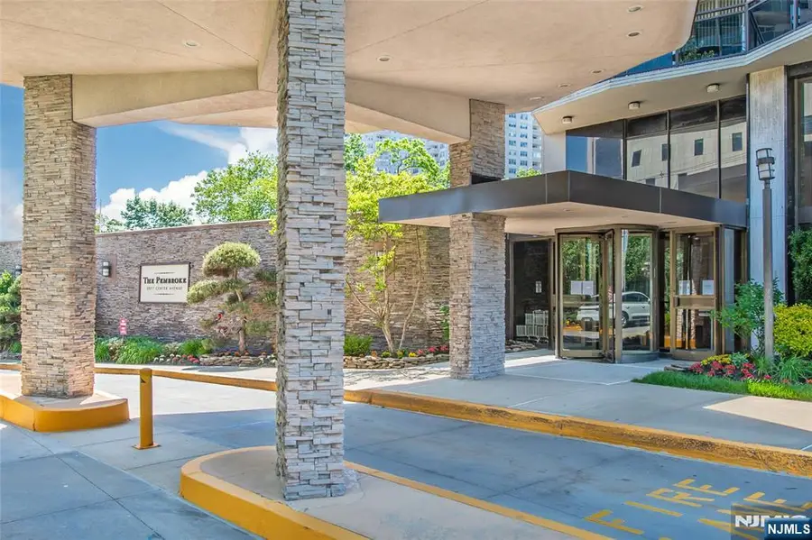 2077 Center Avenue 7G, Fort Lee, NJ 07024 - #2