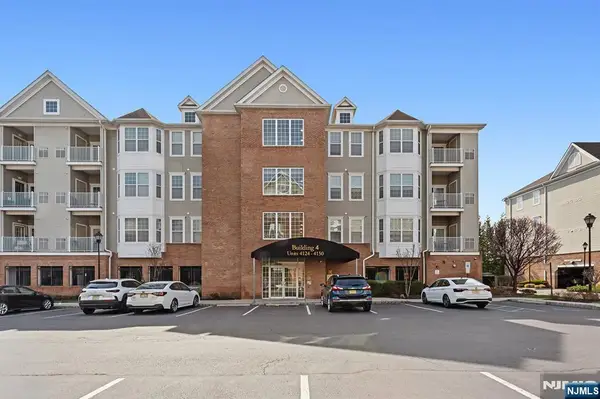 4137 Cory Lane, Elmwood Park, NJ 07407