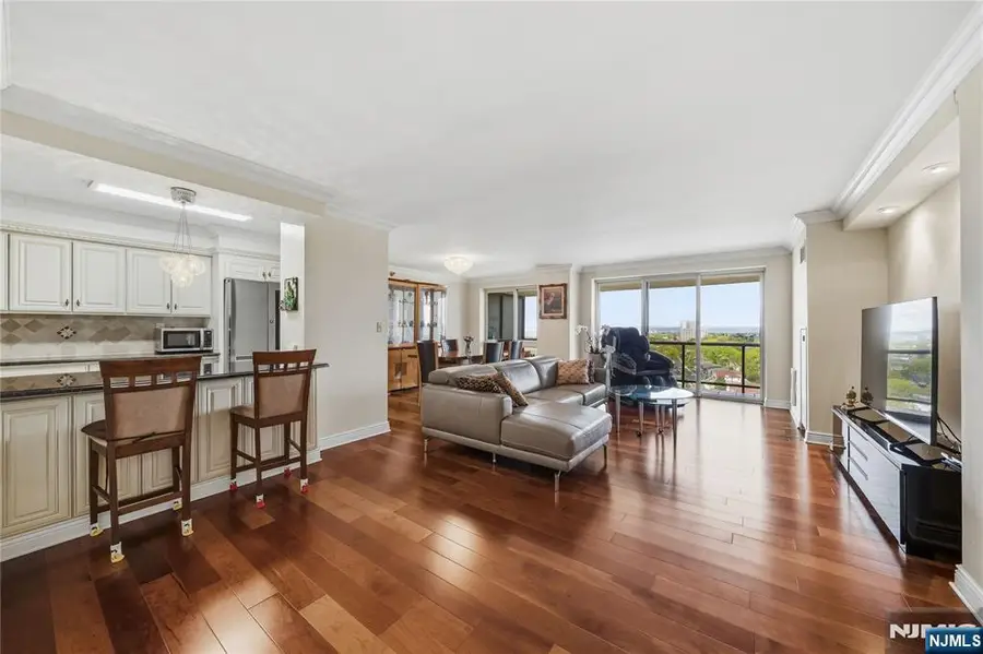 1512 Palisade Avenue 19A, Fort Lee, NJ 07024 - #2