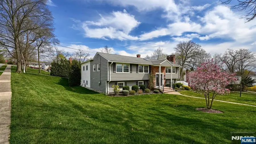 84 Brandon Avenue, Wayne, NJ 07470 - #2