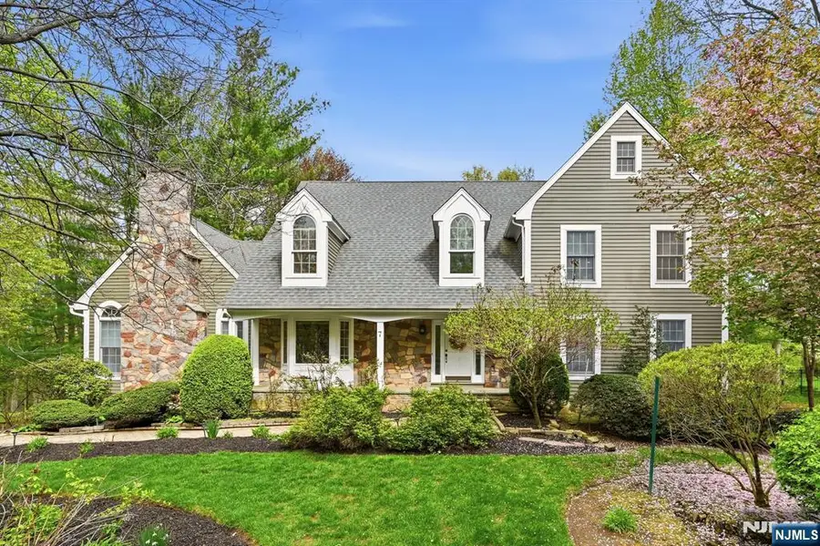 7 Trotters Lane, Mahwah, NJ 07430 - #2
