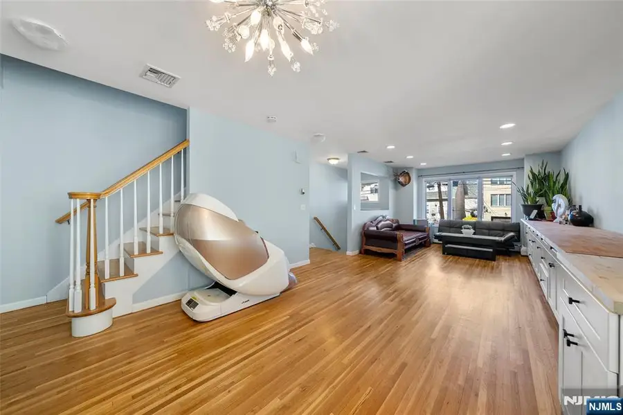 224 Warren Avenue A, Fort Lee, NJ 07024 - #3