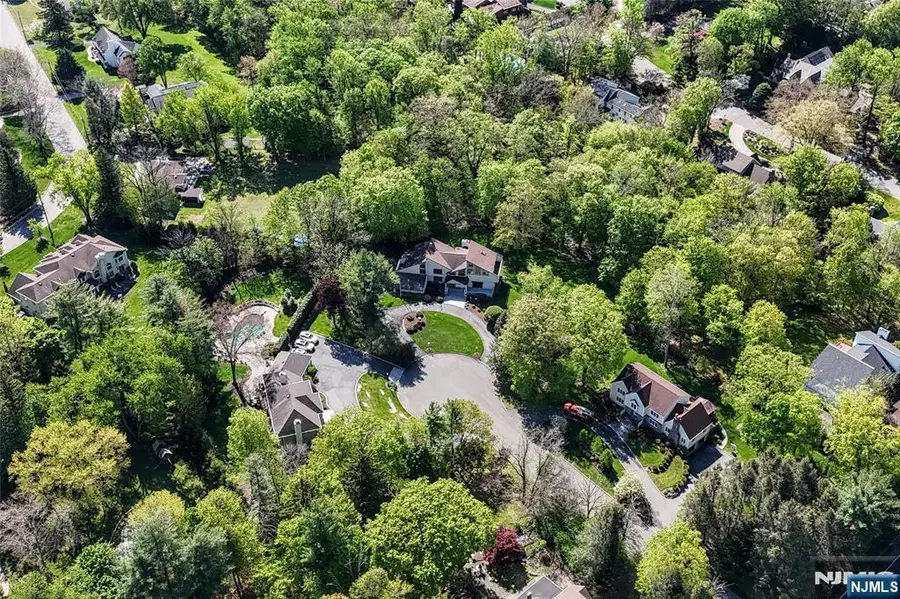 10 Mallard Run, Upper Saddle River, NJ 07458 - #3