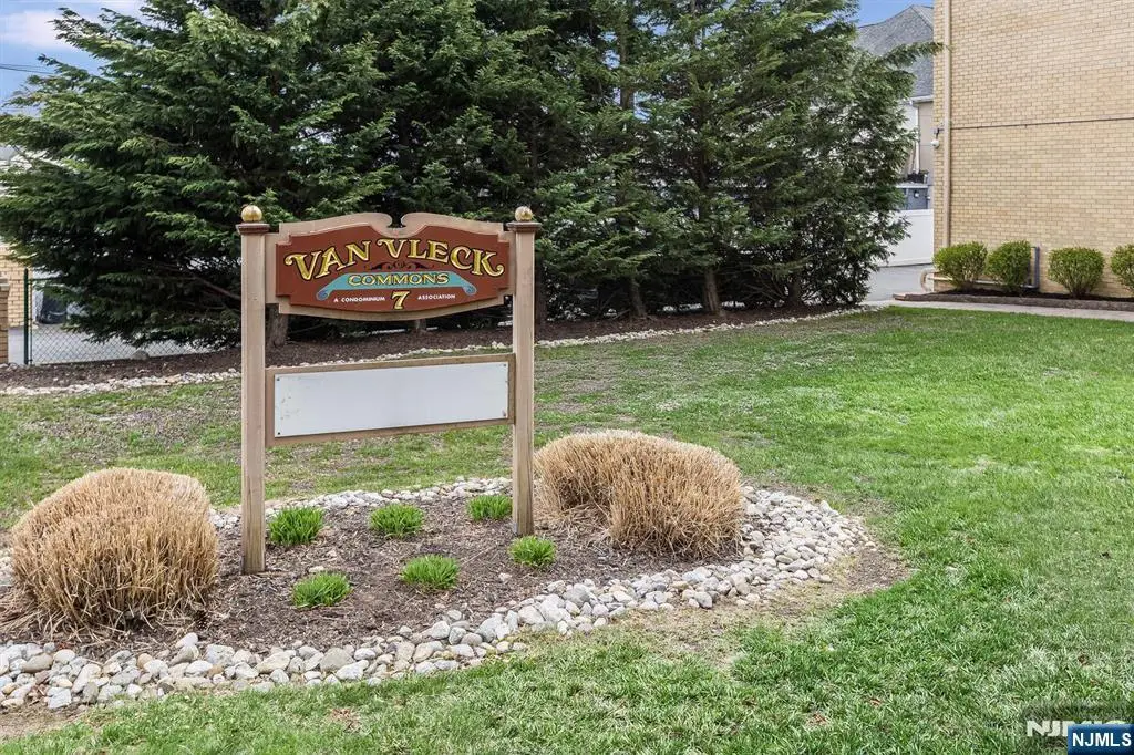 7 Van Vleck Street C0009, Montclair, NJ 07042 - #1