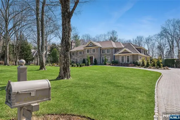 2 Alford Drive, Saddle River, NJ 07458