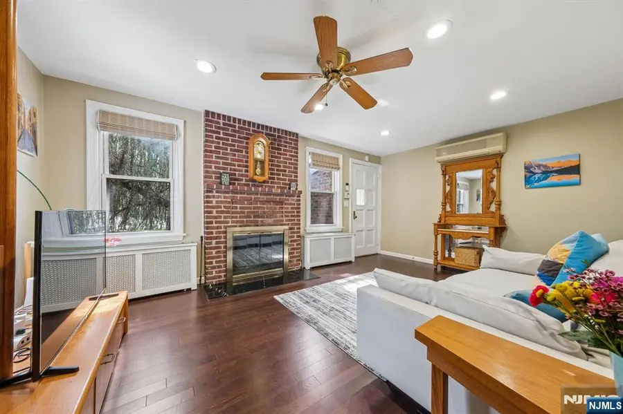 453 Fort Lee Road, Leonia, NJ 07605 - #3