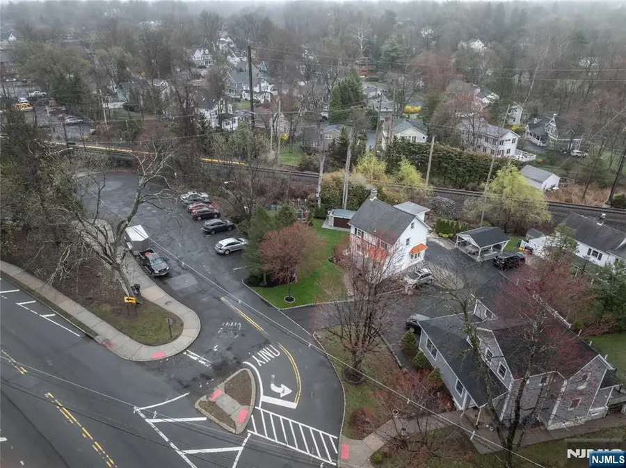 852 Springfield Avenue, New Providence, NJ 07974 - #3