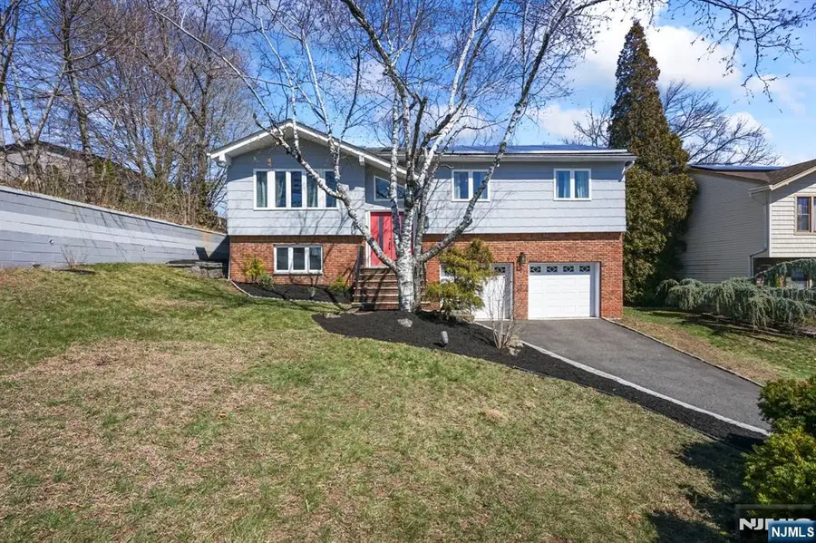 15 Wanda Court, Clifton, NJ 07014 - #2