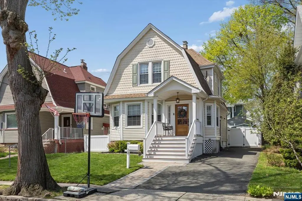 36 Hasbrouck Place, Rutherford, NJ 07070 - #1