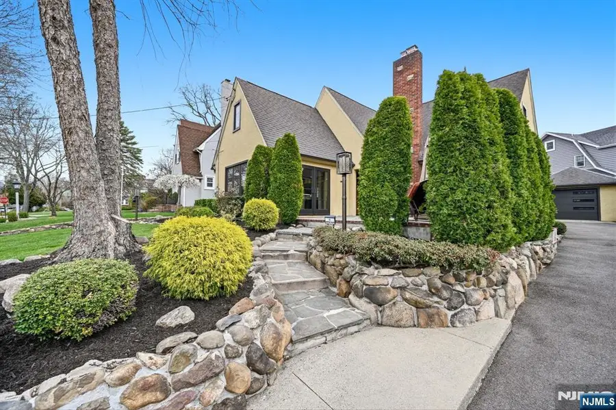 11 Ashton Place, Glen Rock, NJ 07452 - #2