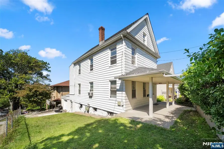 539 Bergen Boulevard, Ridgefield, NJ 07657 - #3