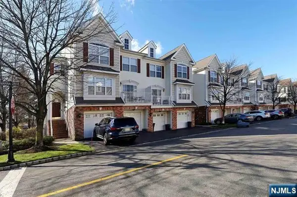 2 Marina Drive, Bayonne, NJ 07002