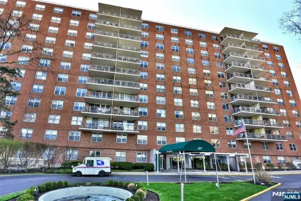 301 Beech Street 2F, Hackensack, NJ 07601