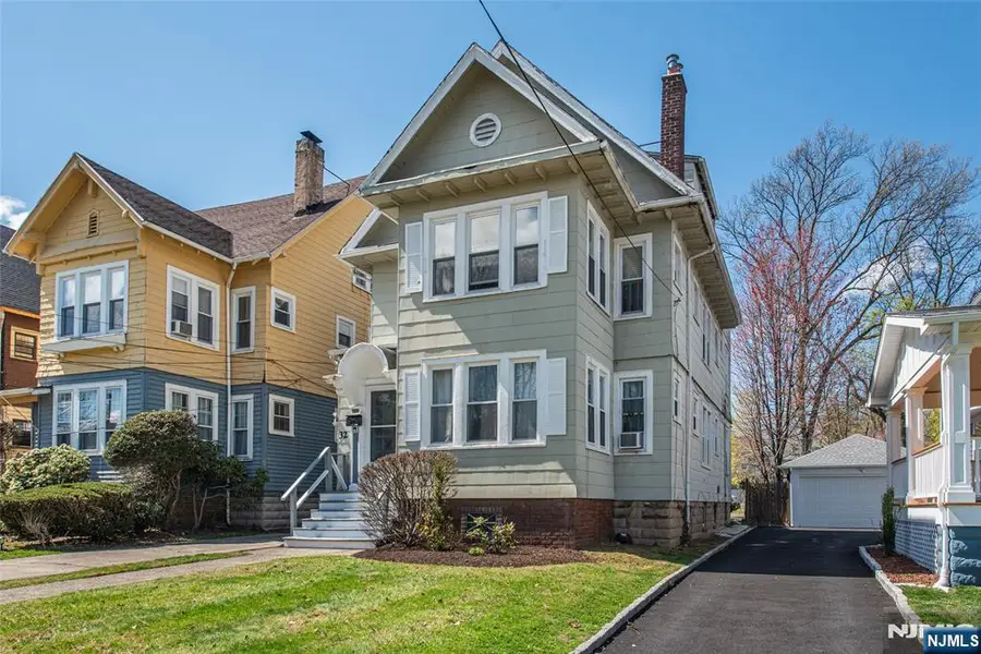 32 Irving Street, Montclair, NJ 07042 - #3