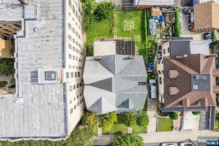 68 Danforth Avenue, Jersey City, NJ 07305 - #3