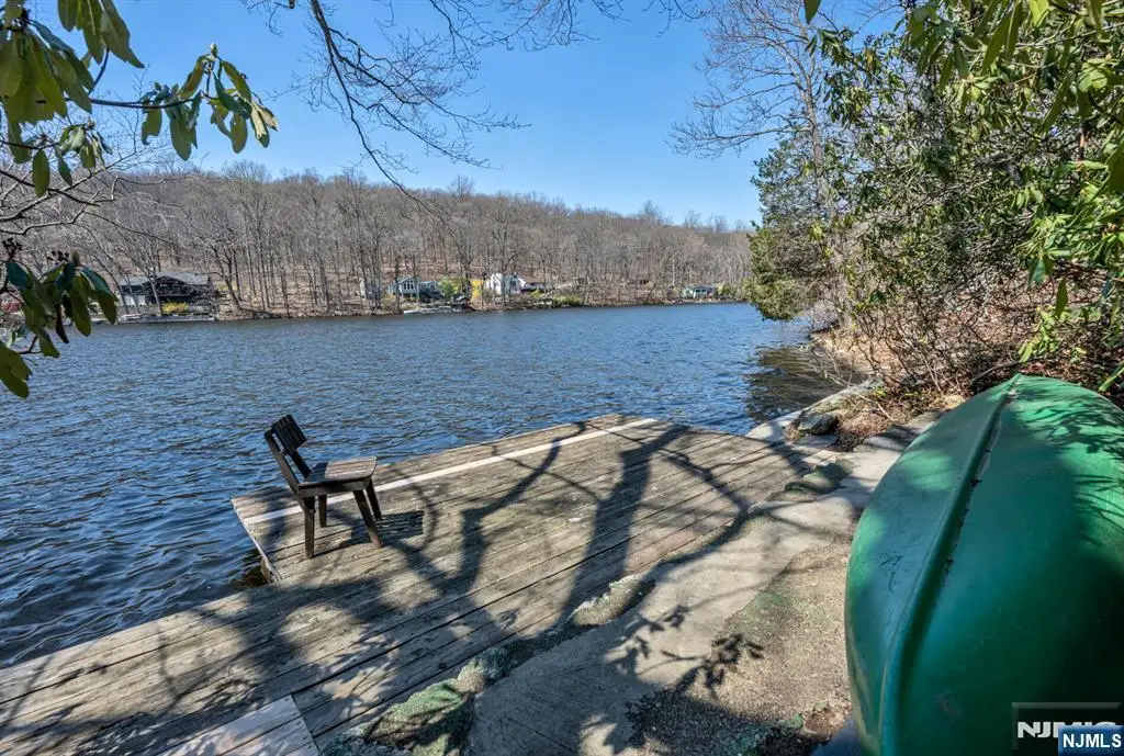 27 Middle Road, Bloomingdale, NJ 07420 - #1