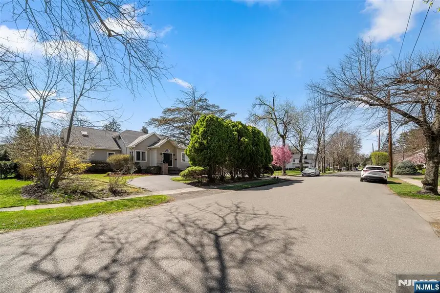 19 Central Avenue, Demarest, NJ 07627 - #2