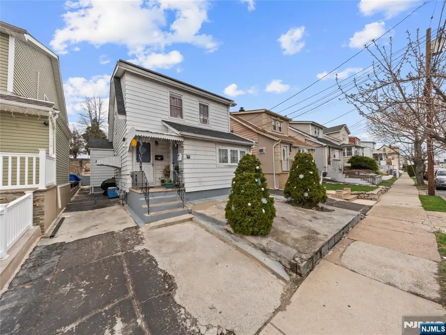 1046-1048 26th Street, Paterson, NJ 07513 - #3
