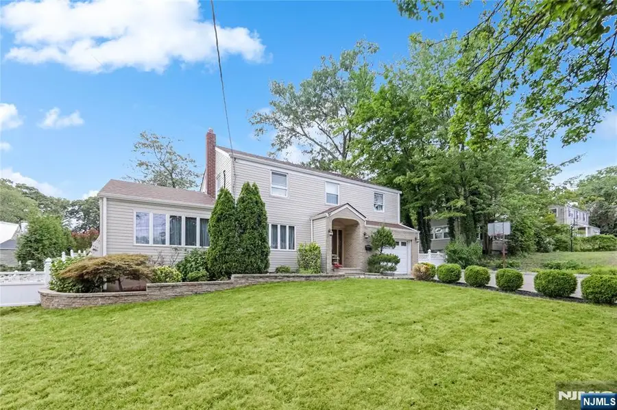 255 Jefferson Avenue, River Edge, NJ 07661 - #3