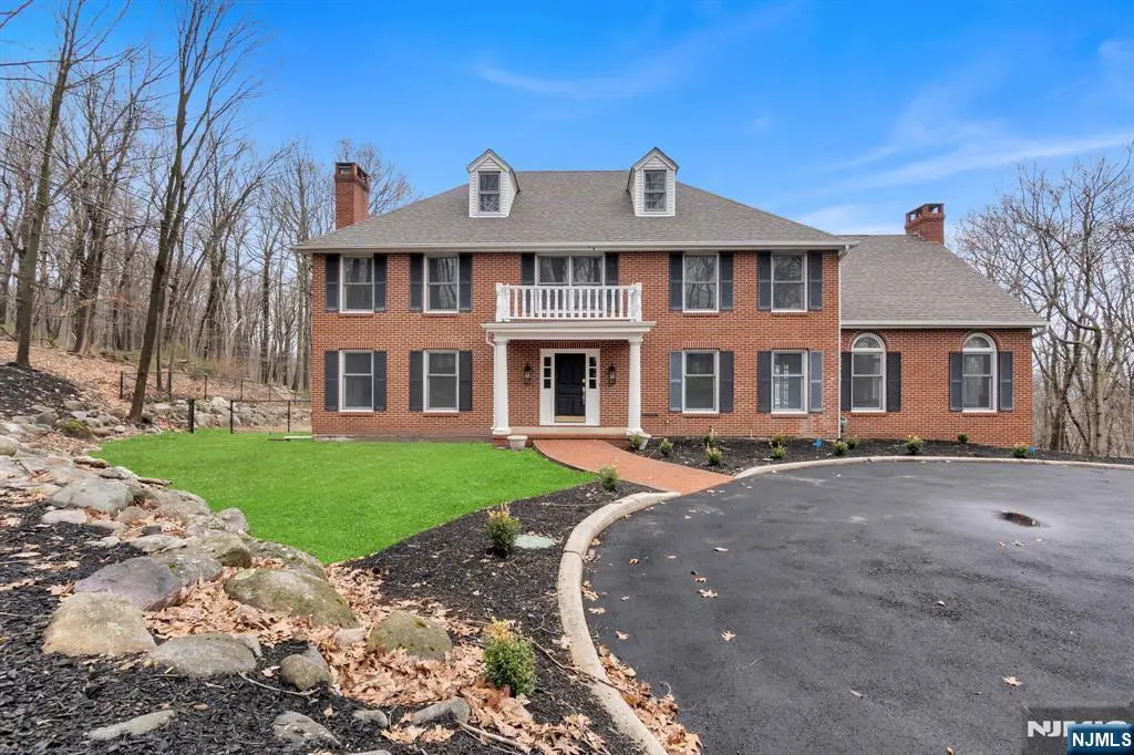 853 Shadow Ridge Road, Franklin Lakes, NJ 07417 - #1