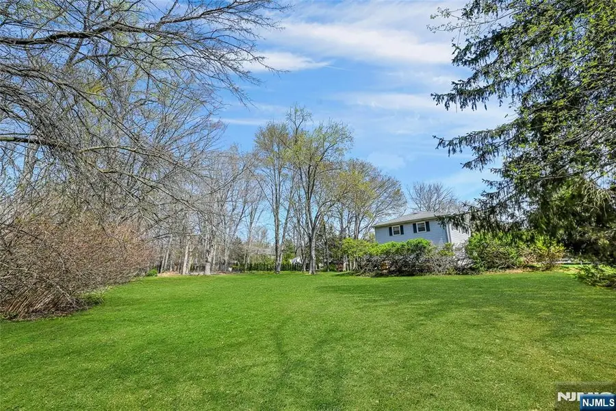 664 Woodside Avenue, River Vale, NJ 07675 - #3