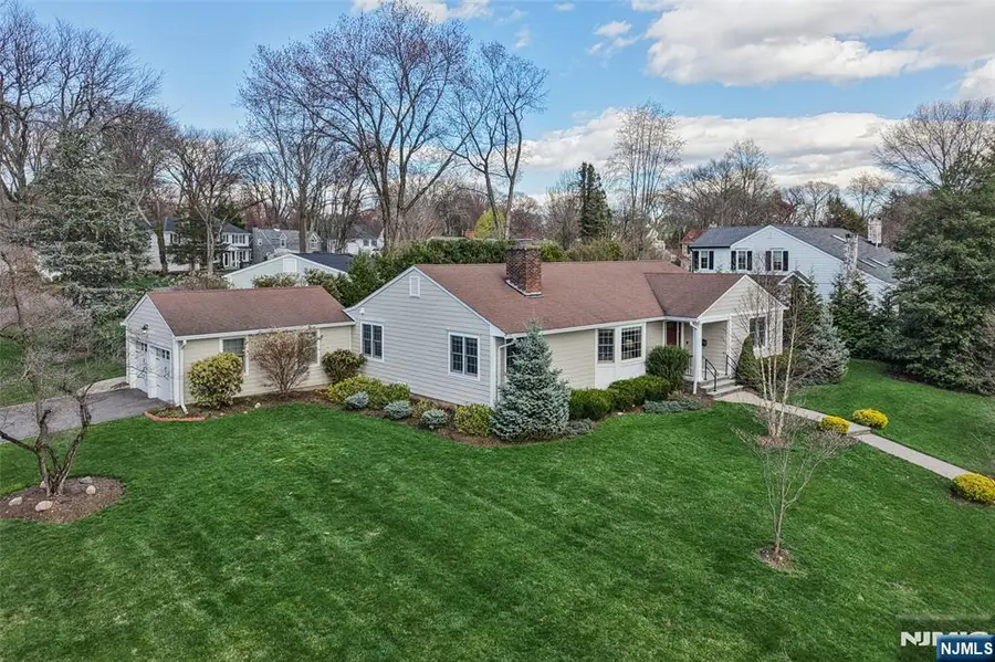 395 Frances Place, Wyckoff, NJ 07481 - #2