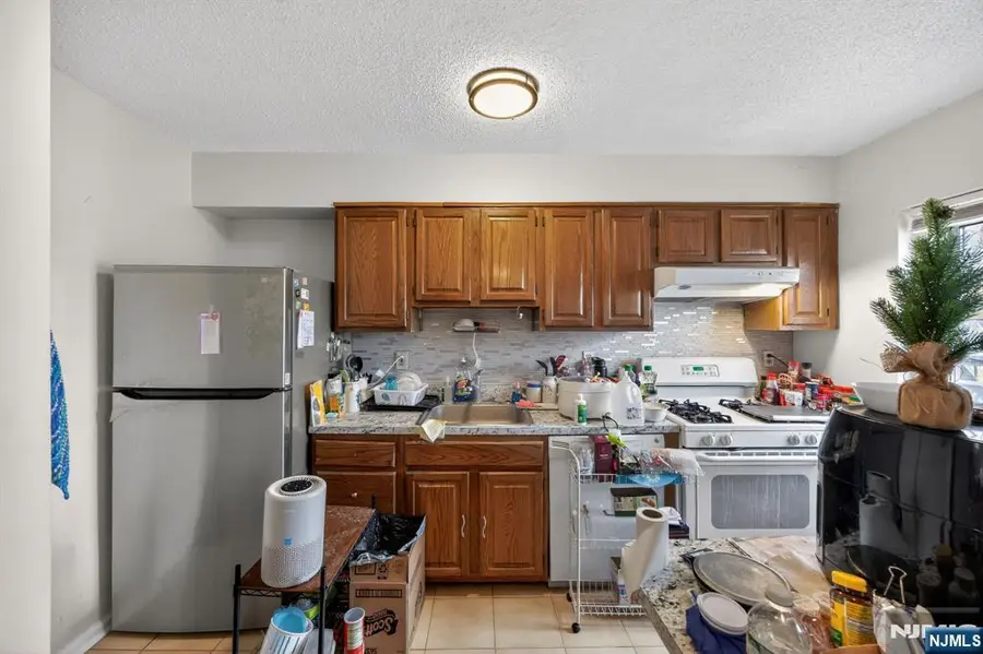 243 Johnson Avenue L4, Hackensack, NJ 07601 - #3