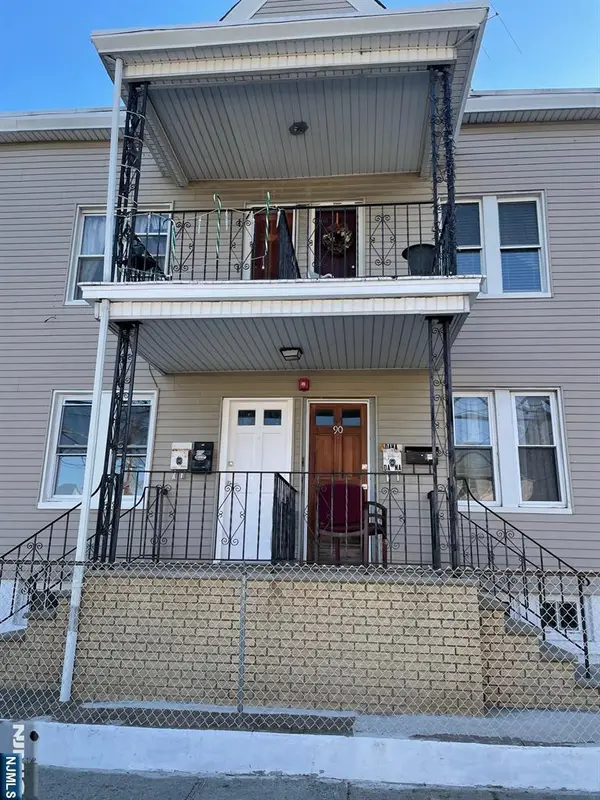 90-92 3rd Avenue, Paterson, NJ 07514