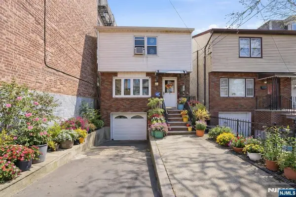 236 Garfield Avenue, Jersey City, NJ 07305