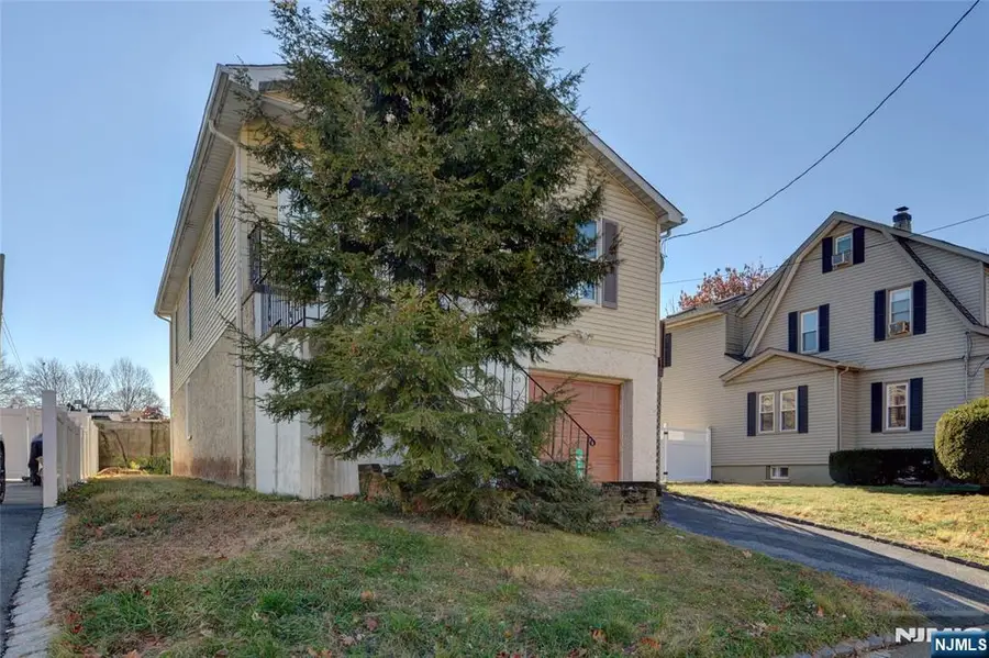 90 Dewey, Bloomfield, NJ 07003 - #3