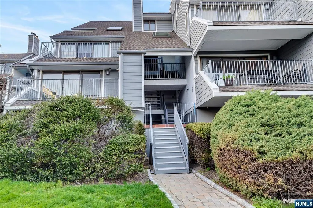 8C Cove Lane, North Bergen, NJ 07047 - #1