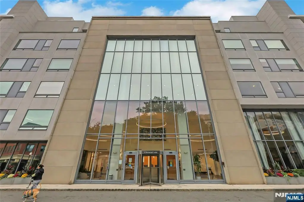 3 Somerset Lane 109, Edgewater, NJ 07020 - #1
